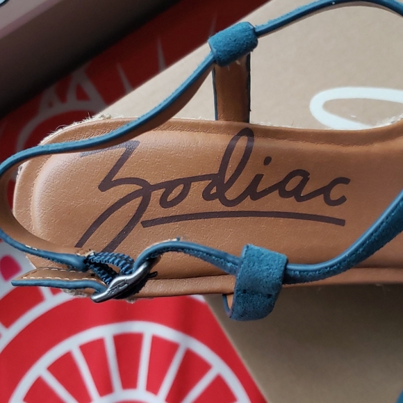 NIB Mineral Blue Zodiac Yolanda wedge sandal - Picture 9 of 12